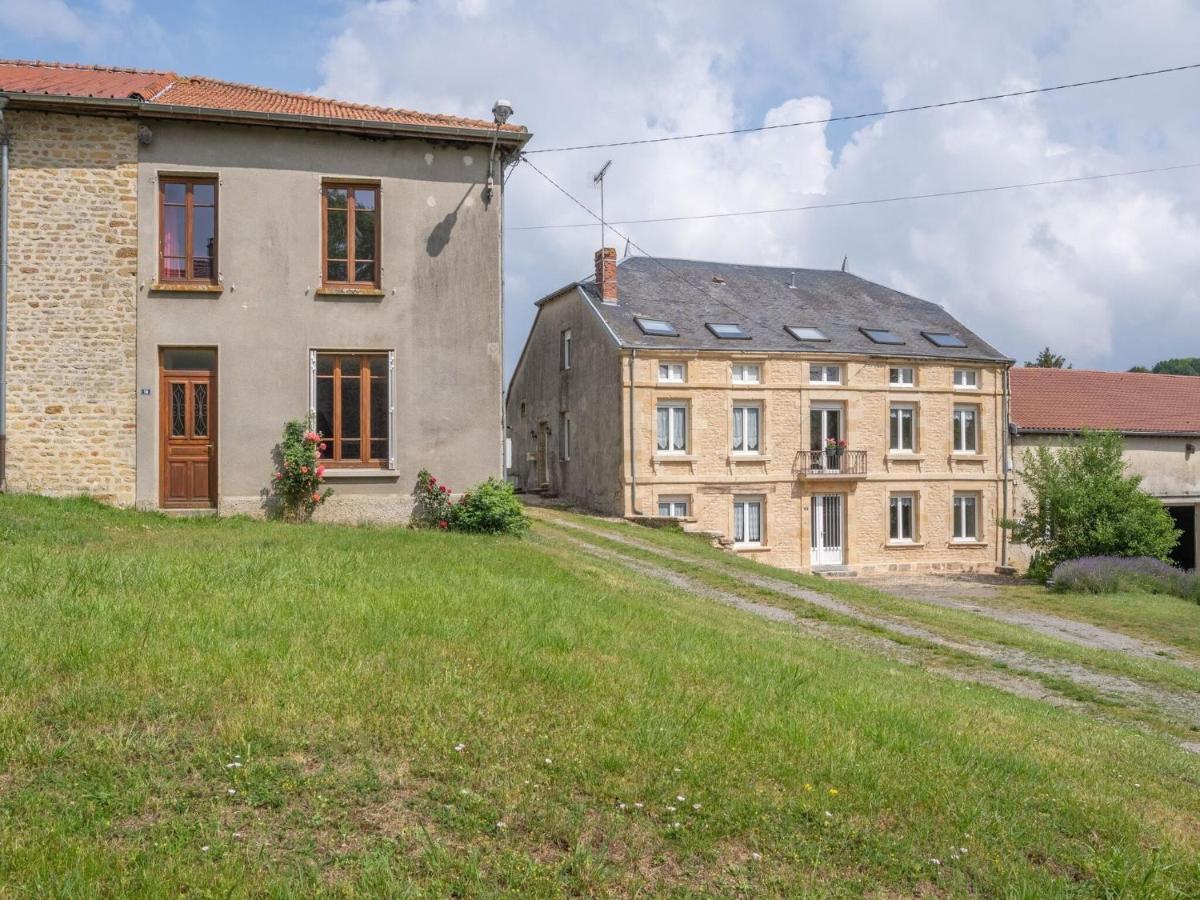 Vintage Holiday Home With Private Garden Nouart Экстерьер фото